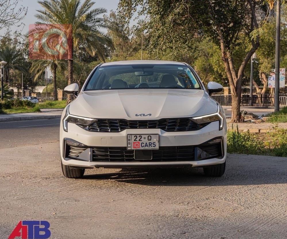 https://cdn.iqcars.io86565178-2bf2-4d4a-9690-ed1ef97f6216_2.jpg